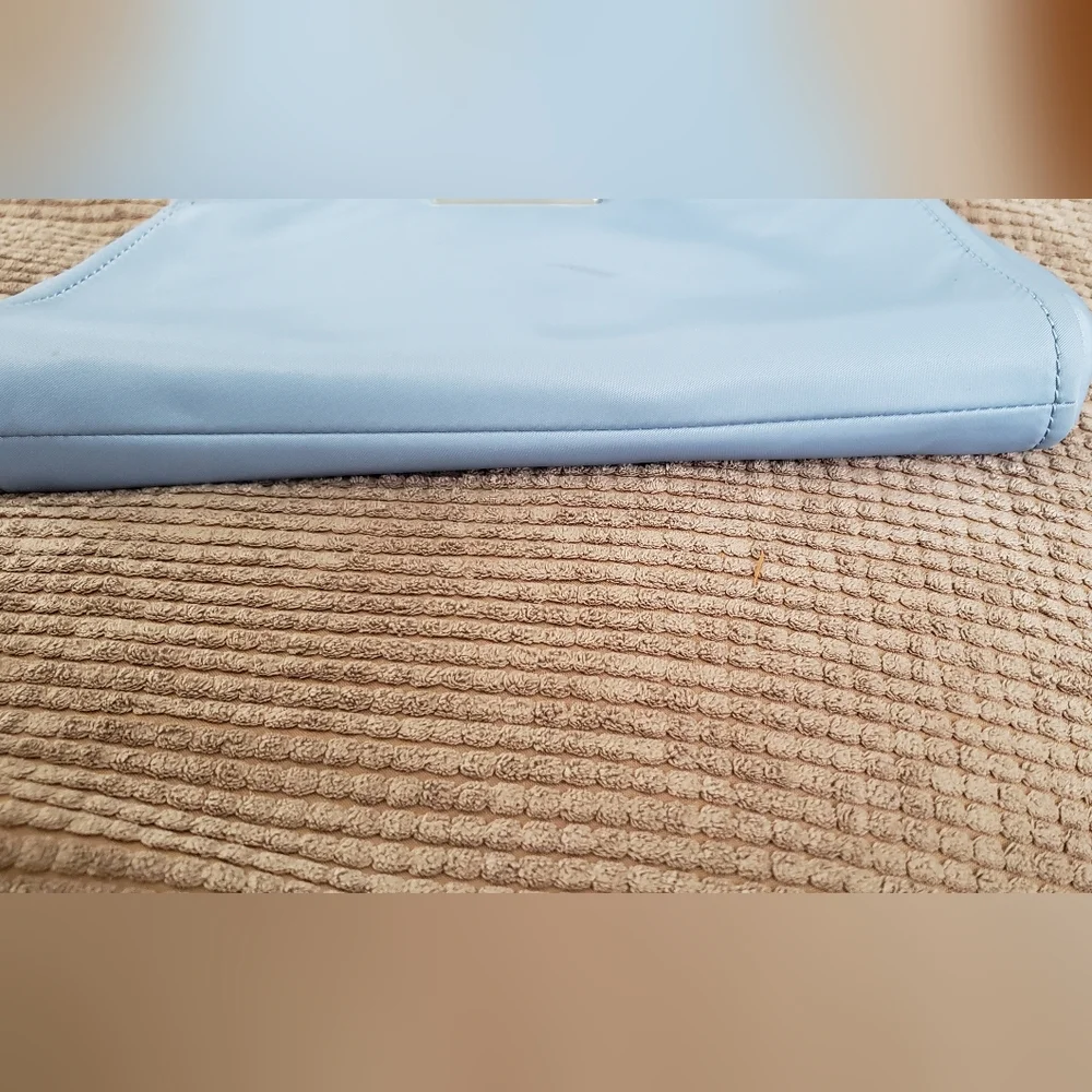 Purse - Picture 2 of 3